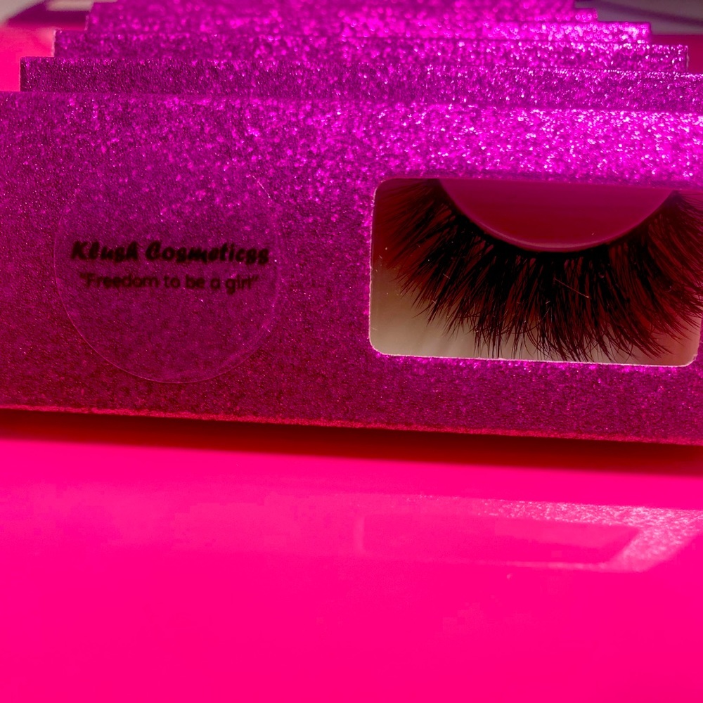 Klush Cosmeticss. Lash Collection.